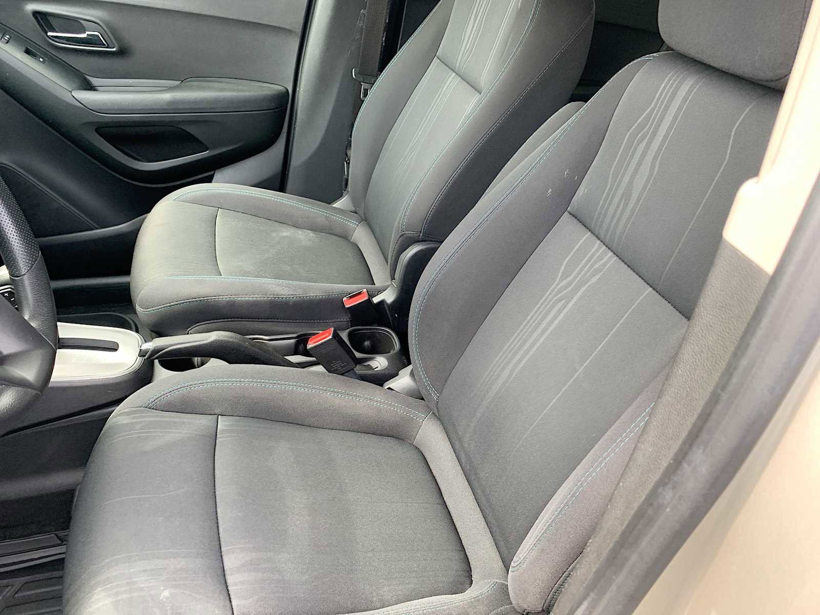 Certified 2016 Chevrolet Trax LT AWD/4WD image 17