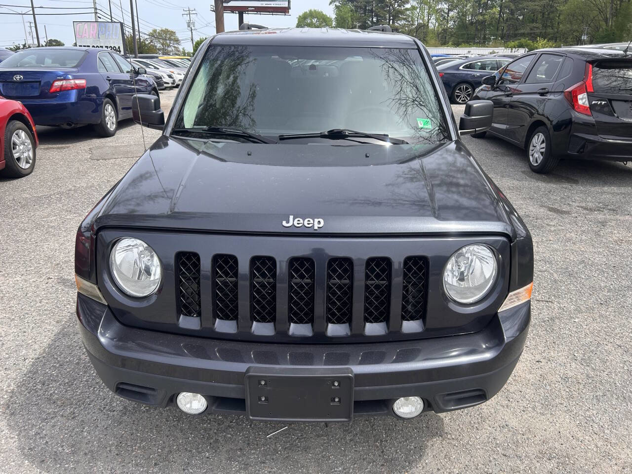 Used 2016 Jeep Patriot Sport w/ Power Value Group image 2