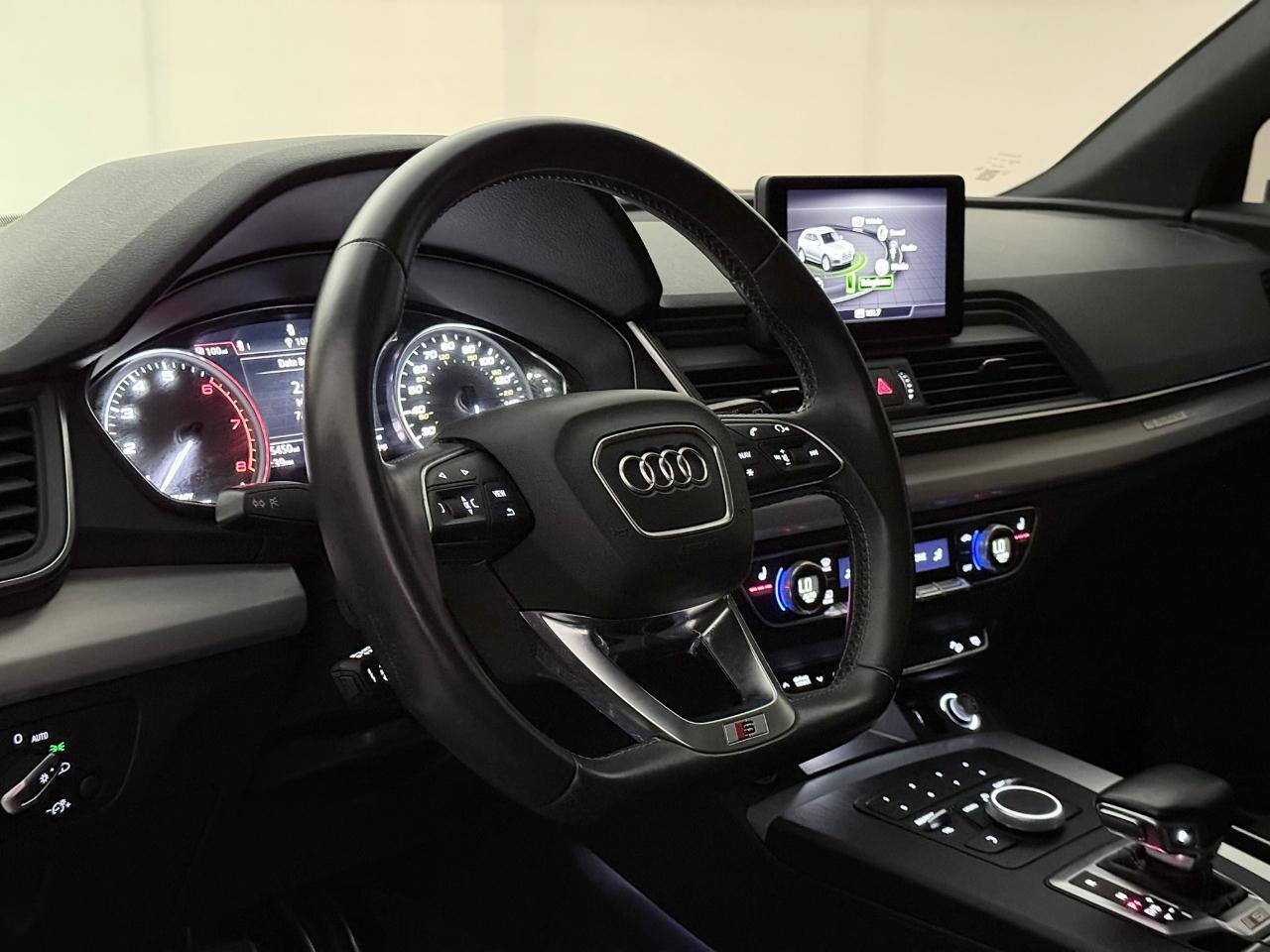 Used 2019 Audi SQ5 Premium w/ Convenience Package AWD/4WD image 19