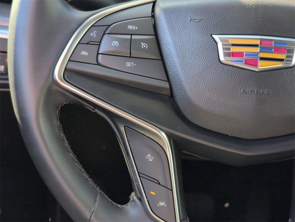 Certified 2024 Cadillac XT5 Luxury image 9