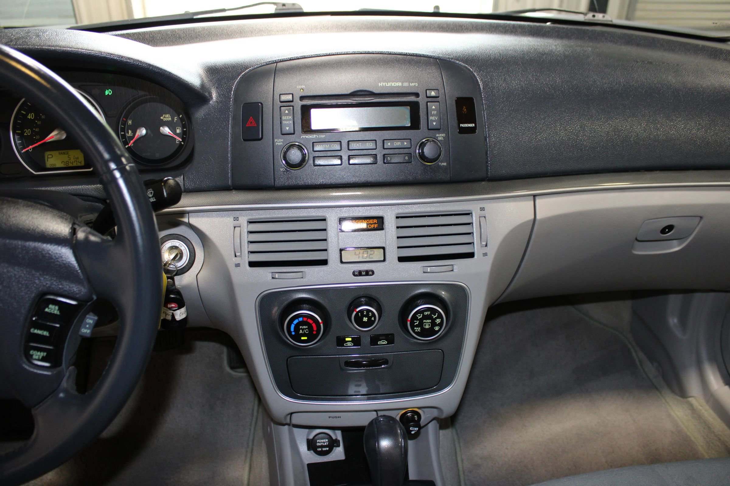 Used 2006 Hyundai Sonata GLS FWD image 13