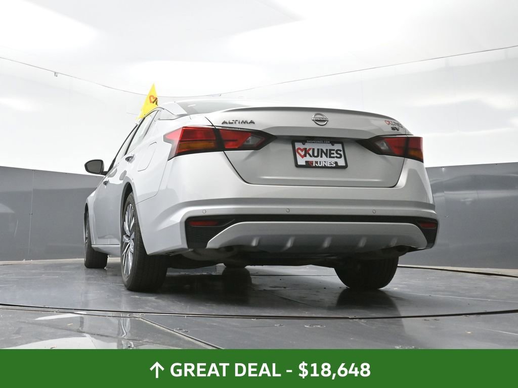 Used 2024 Nissan Altima 2.5 SV image 32