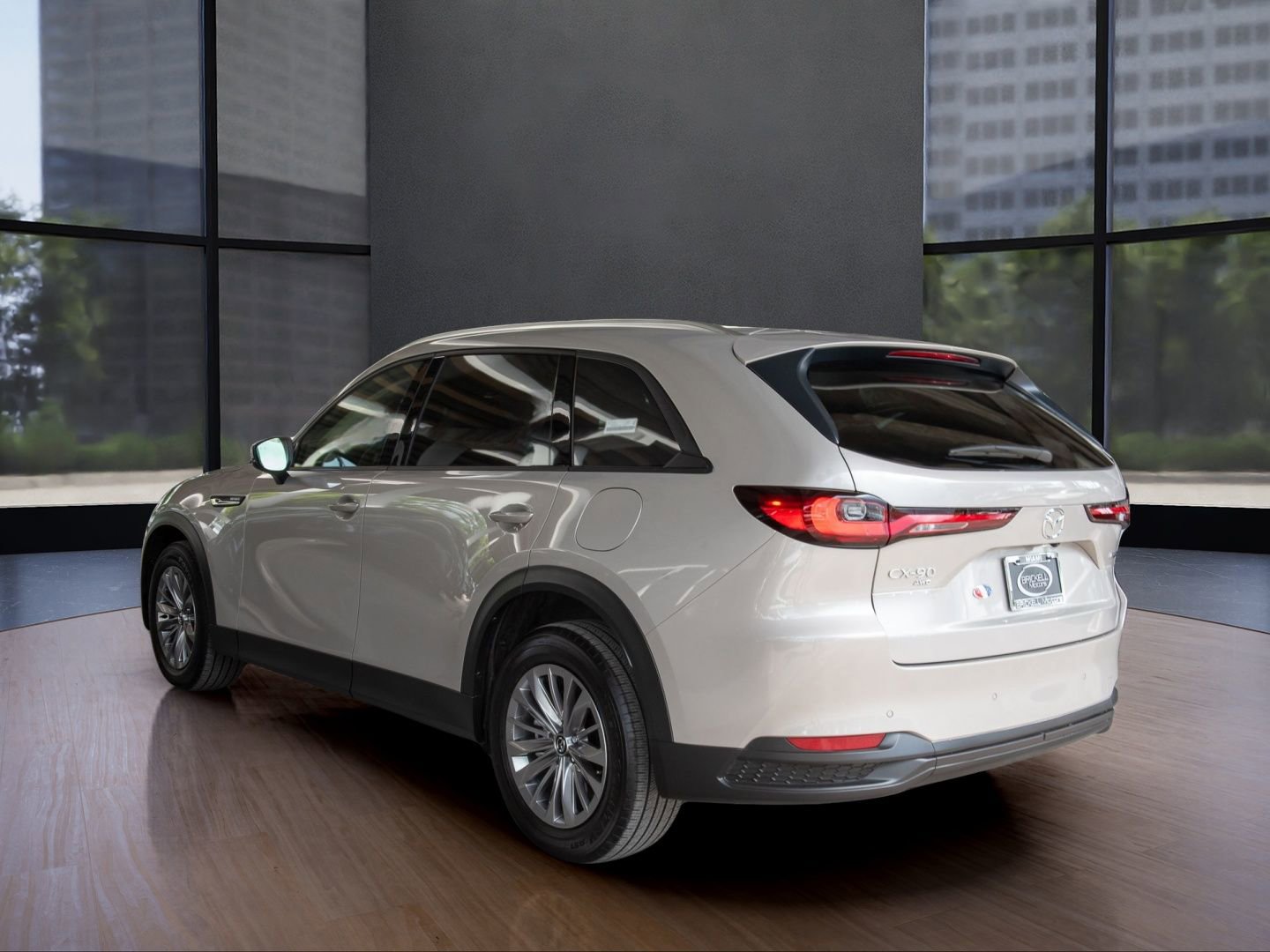 Used 2025 MAZDA CX-90 3.3 Turbo w/ Preferred Package image 4