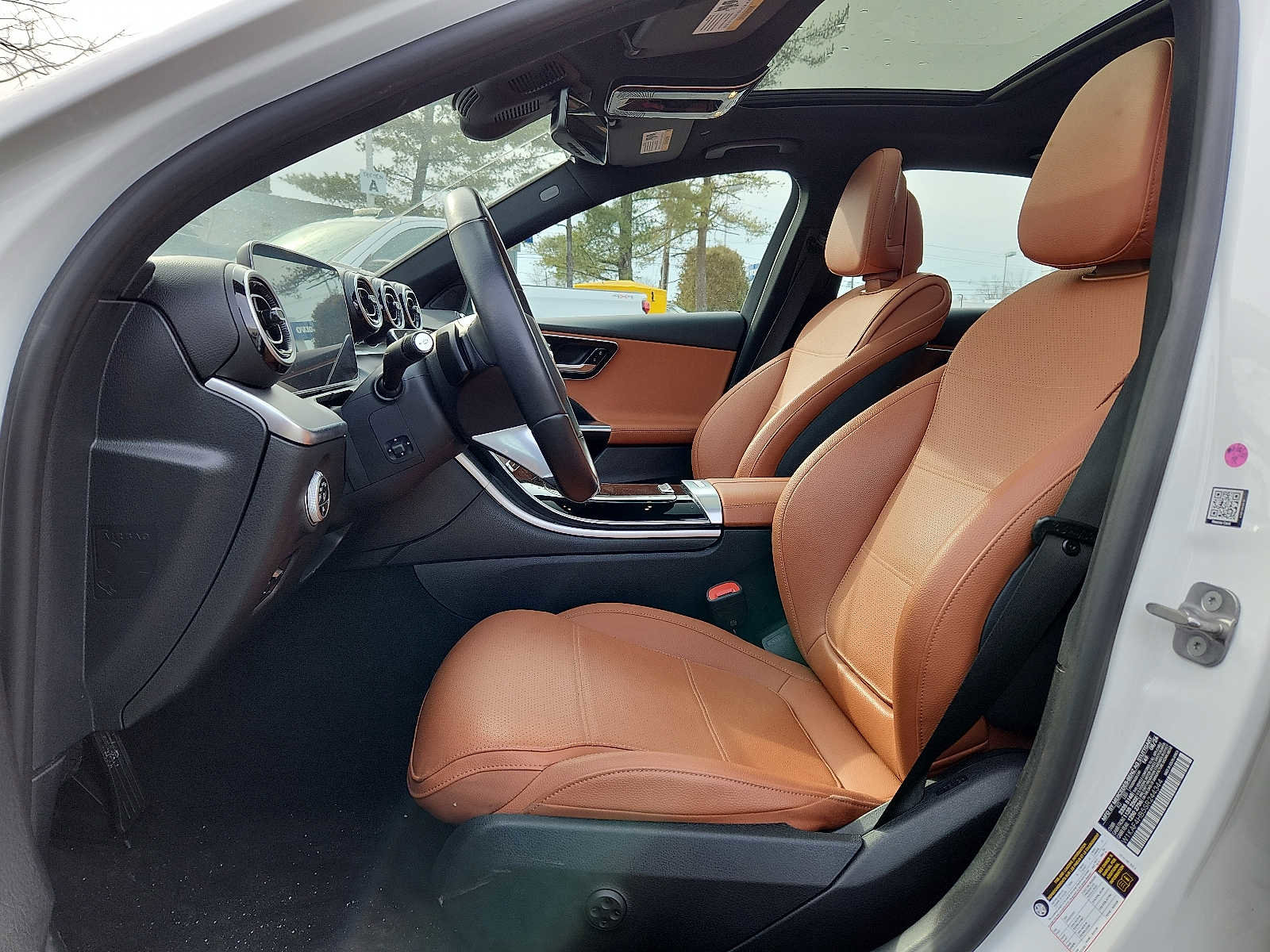 Used 2025 Mercedes-Benz C 300 4MATIC Sedan image 13