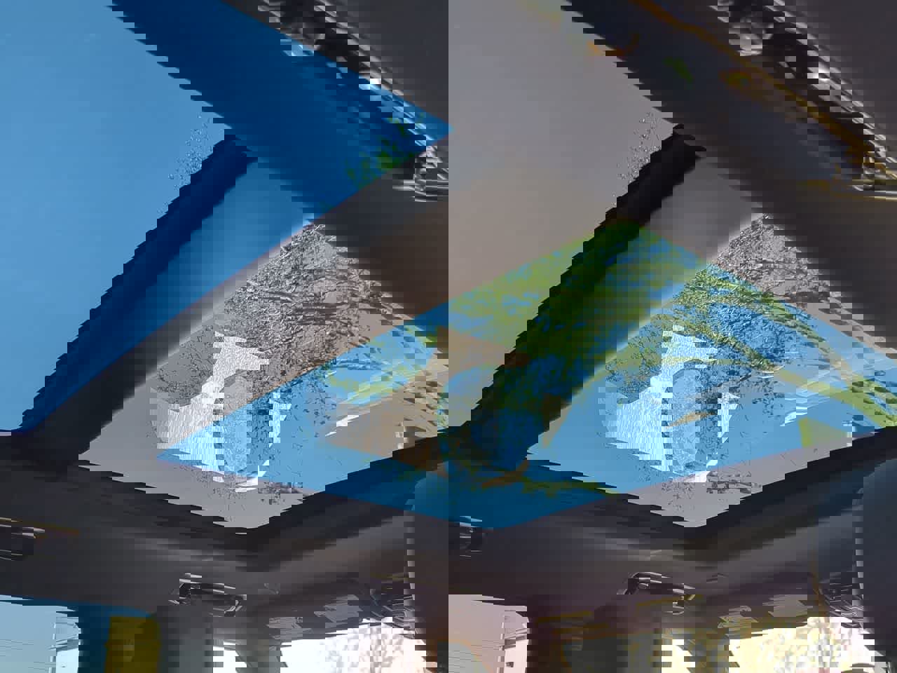 Used 2025 Land Rover Range Rover Sport SE image 22