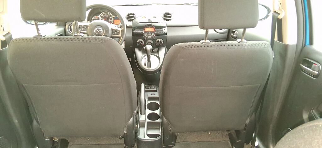 Used 2011 MAZDA MAZDA2 Touring image 18