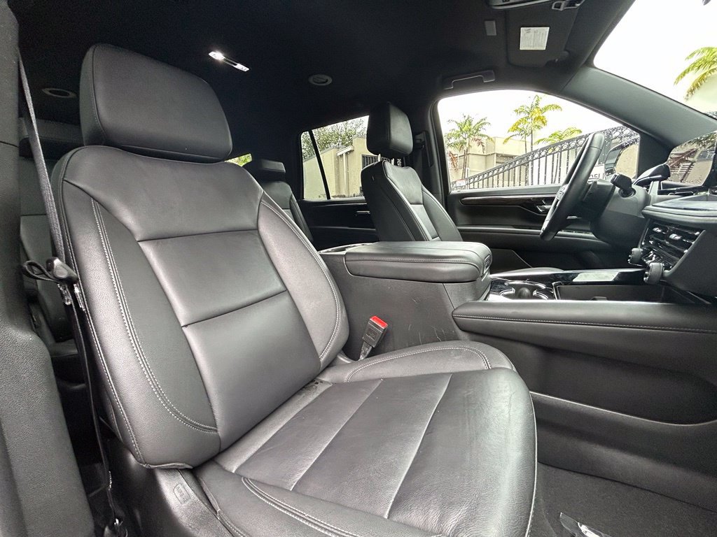 Used 2025 Chevrolet Tahoe LT RWD image 37