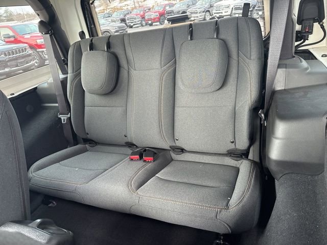 Certified 2025 Jeep Wrangler Sport AWD/4WD image 28