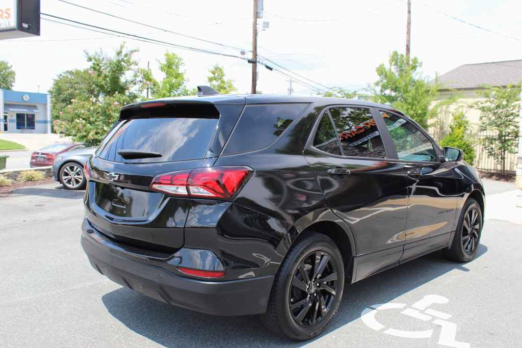 Used 2024 Chevrolet Equinox LS w/ LS Convenience Package FWD image 5