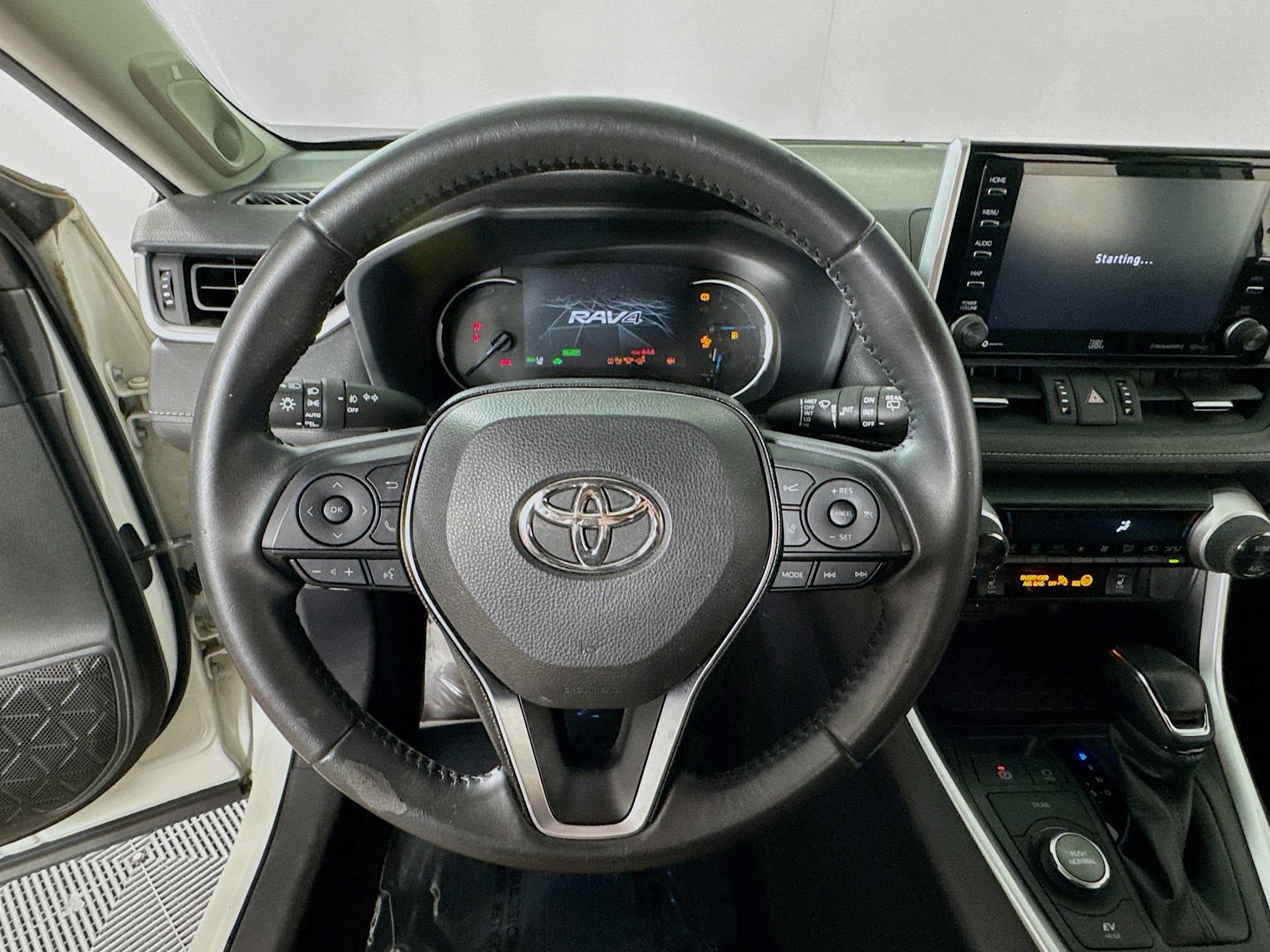 Certified 2020 Toyota RAV4 Limited AWD/4WD image 12