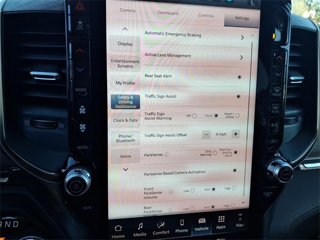 New 2026 RAM 1500 Limited image 10