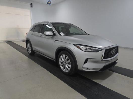Used 2019 INFINITI QX50 Essential w/ Premium Heat Package FWD image 3