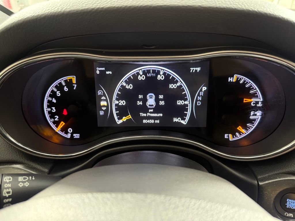 Used 2018 Jeep Grand Cherokee Laredo image 13