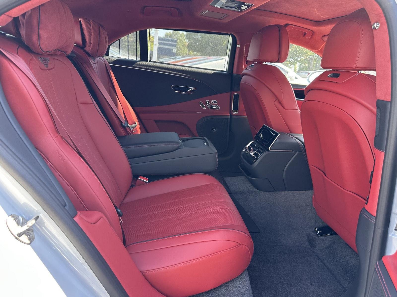 New 2026 Bentley Flying Spur Plug-In Hybrid AWD/4WD image 22