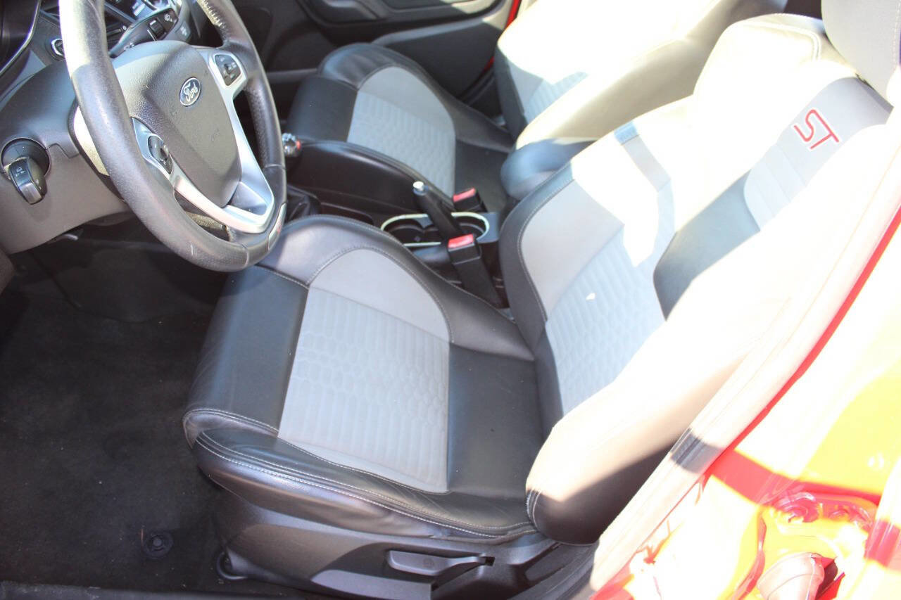 Used 2014 Ford Fiesta ST w/ ST Recaro Package image 15