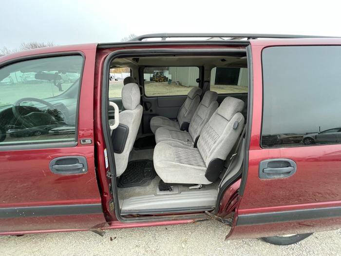 Used 2003 Chevrolet Venture LS w/ Convenience Package FWD image 23