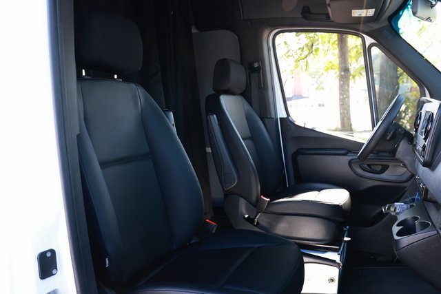 Used 2023 Mercedes-Benz Sprinter 144 Cargo image 20
