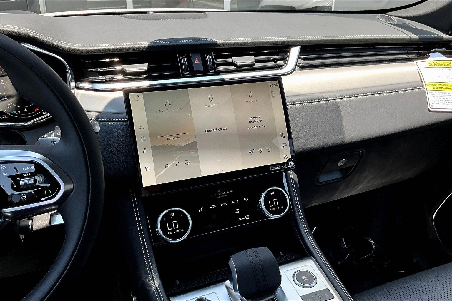 New 2026 Jaguar F-PACE R-Dynamic S image 7