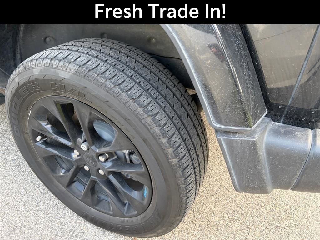 Used 2023 Jeep Wrangler Unlimited Sahara w/ Cold Weather Group image 6