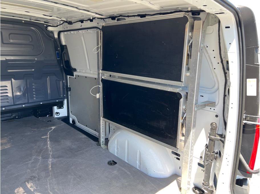 Used 2017 Mercedes-Benz Metris image 21