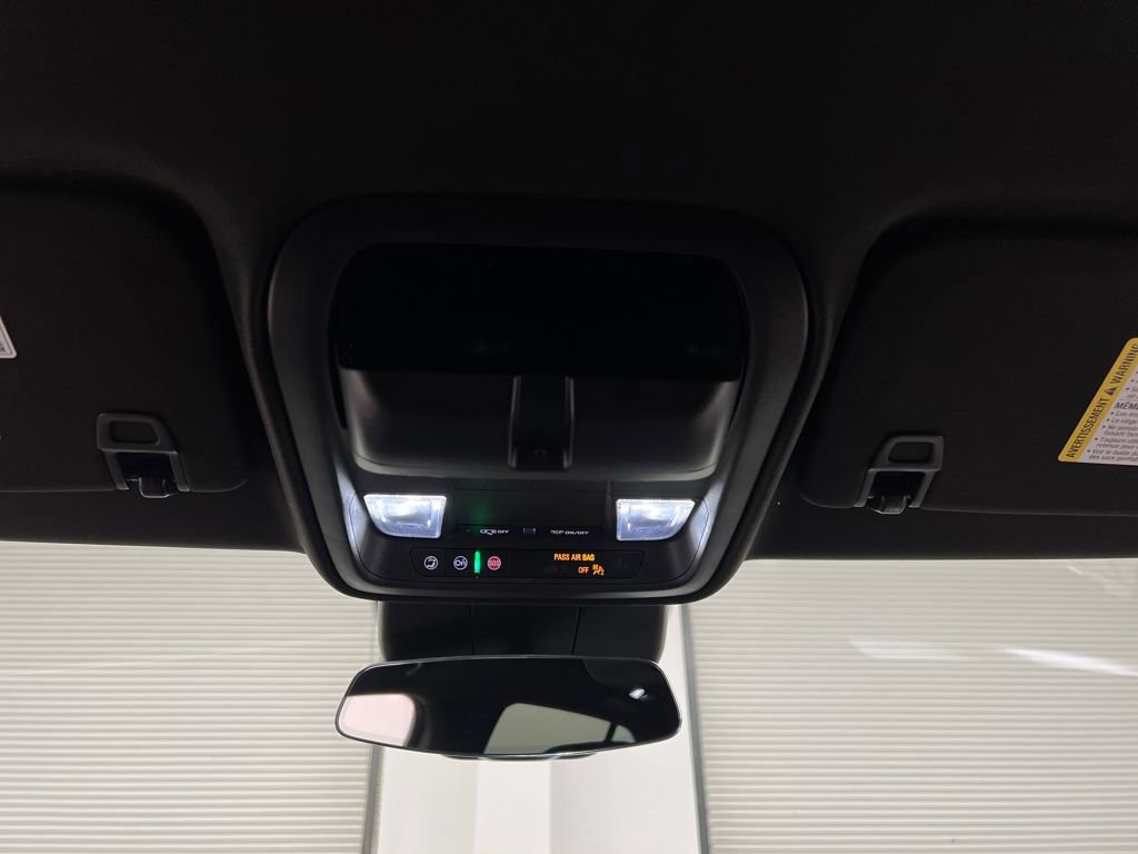 Used 2024 Cadillac XT4 Premium Luxury image 60