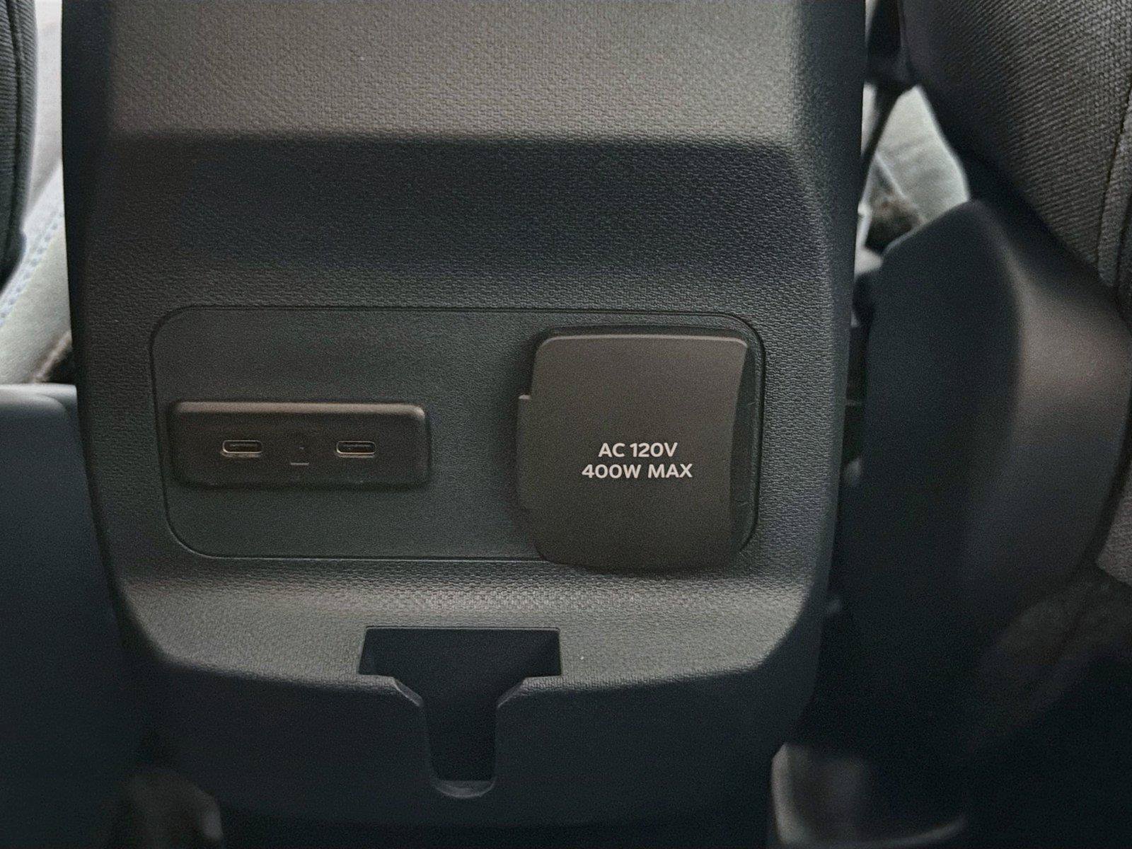 New 2026 Ford Maverick XLT w/ XLT Luxury Package FWD image 28
