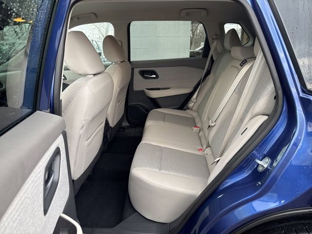 Used 2021 Nissan Rogue SV image 18