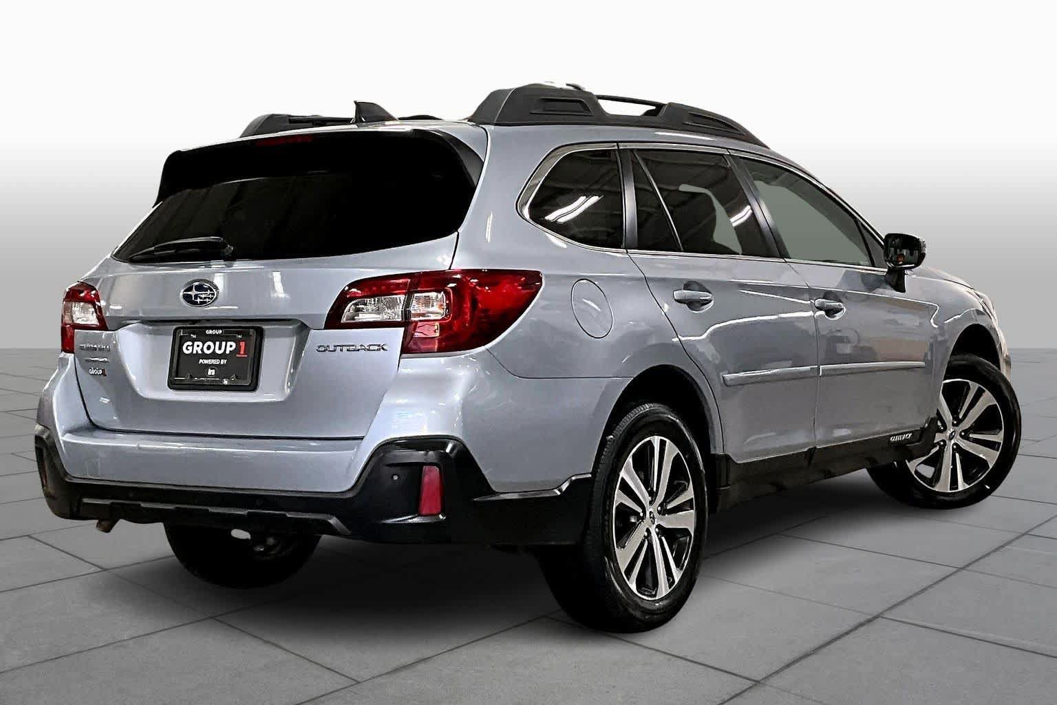 Used 2019 Subaru Outback 2.5i Limited AWD/4WD image 13
