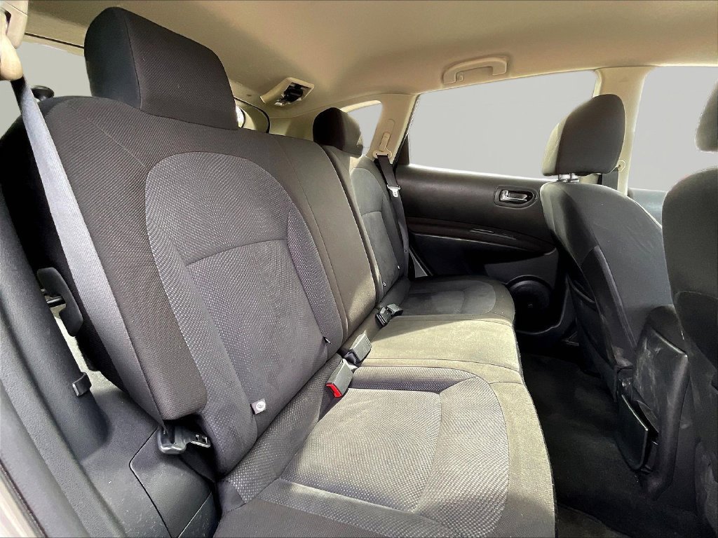 Used 2013 Nissan Rogue S w/ Special Edition Pkg FWD image 26