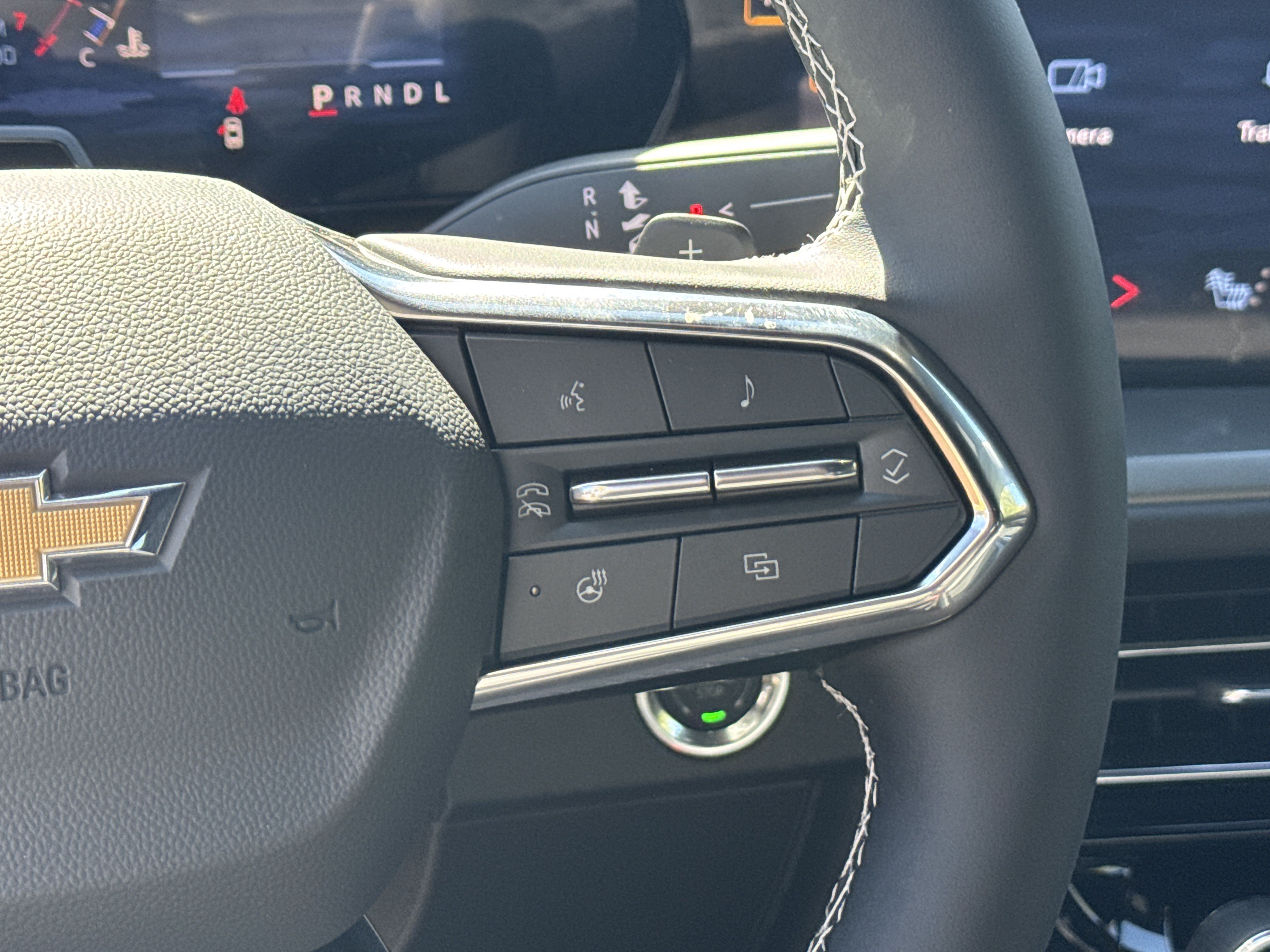 New 2027 Chevrolet Traverse LT w/ Enhanced Driving Package FWD image 27