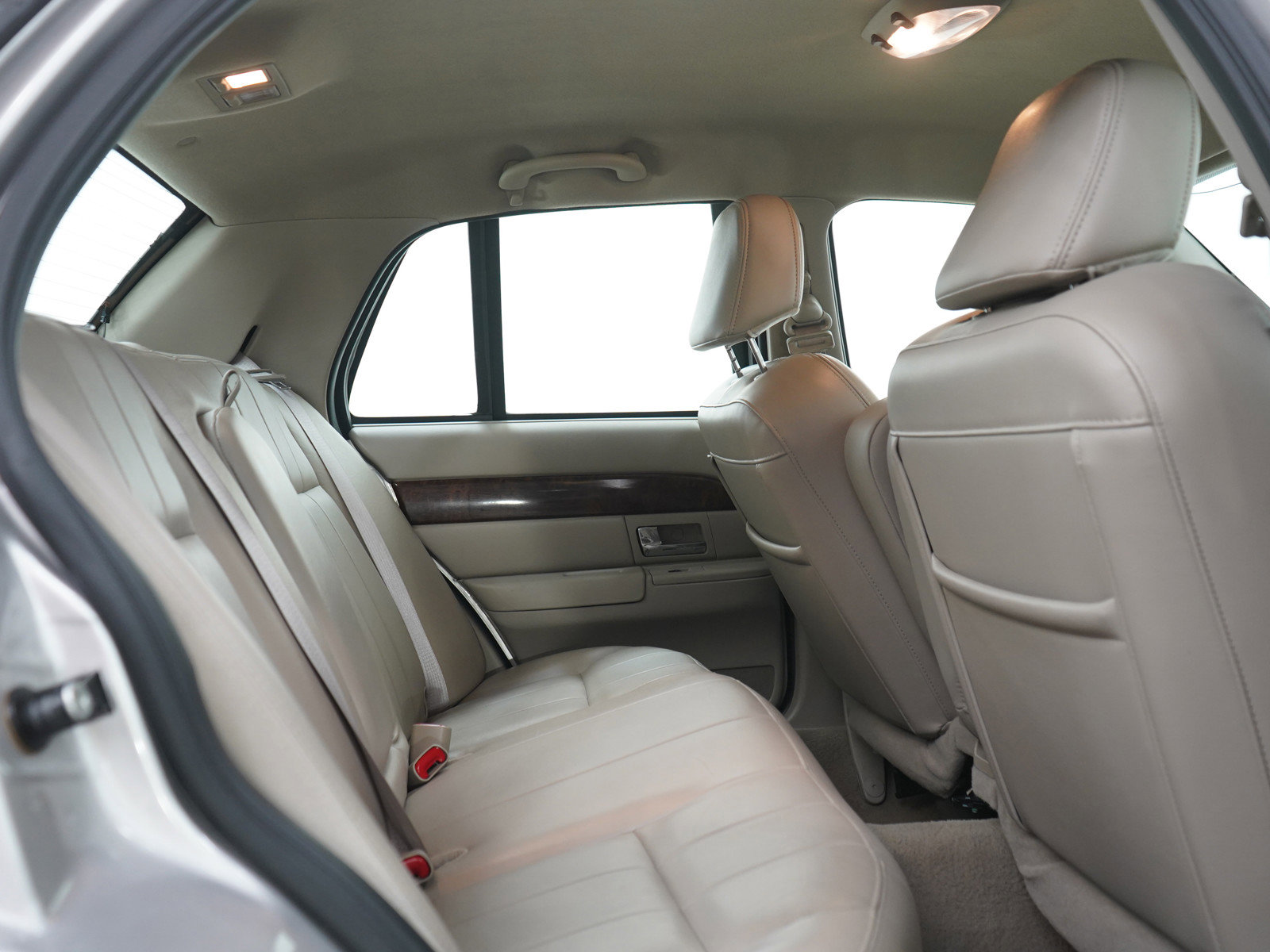 Used 2009 Mercury Grand Marquis LS RWD image 12