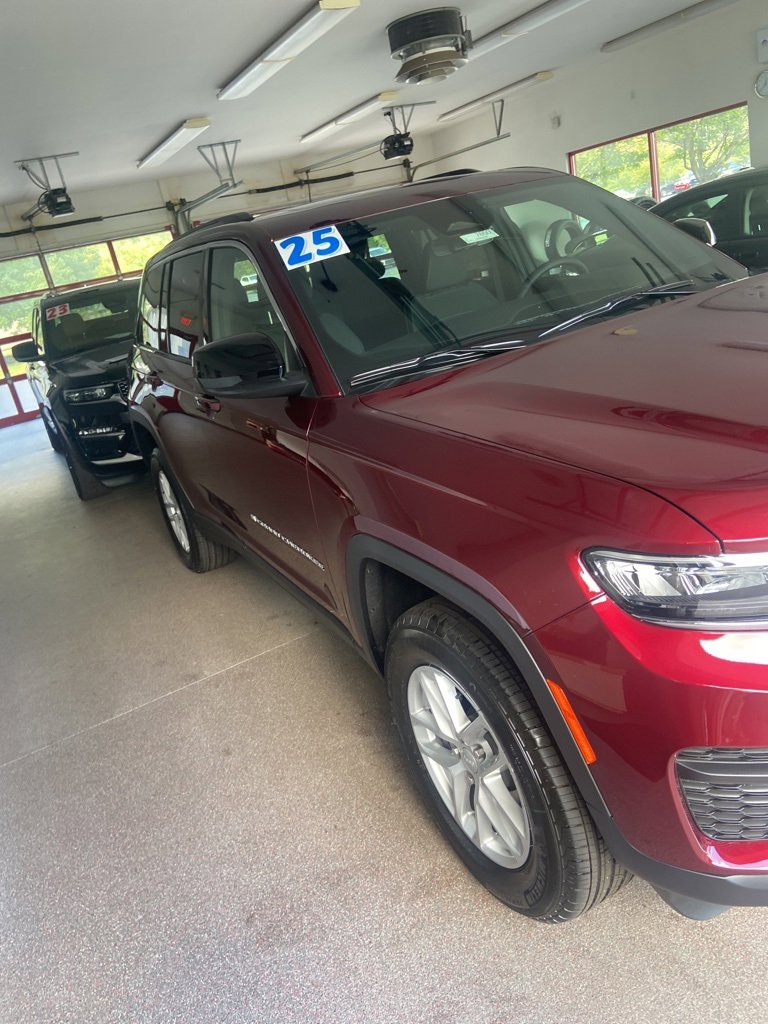 New 2025 Jeep Grand Cherokee Laredo X image 17
