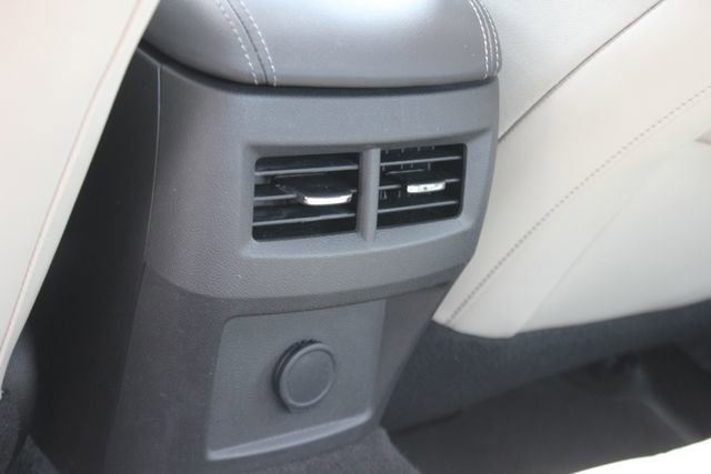 Used 2020 Cadillac CT4 Luxury w/ Sun And Sound Package AWD/4WD image 25