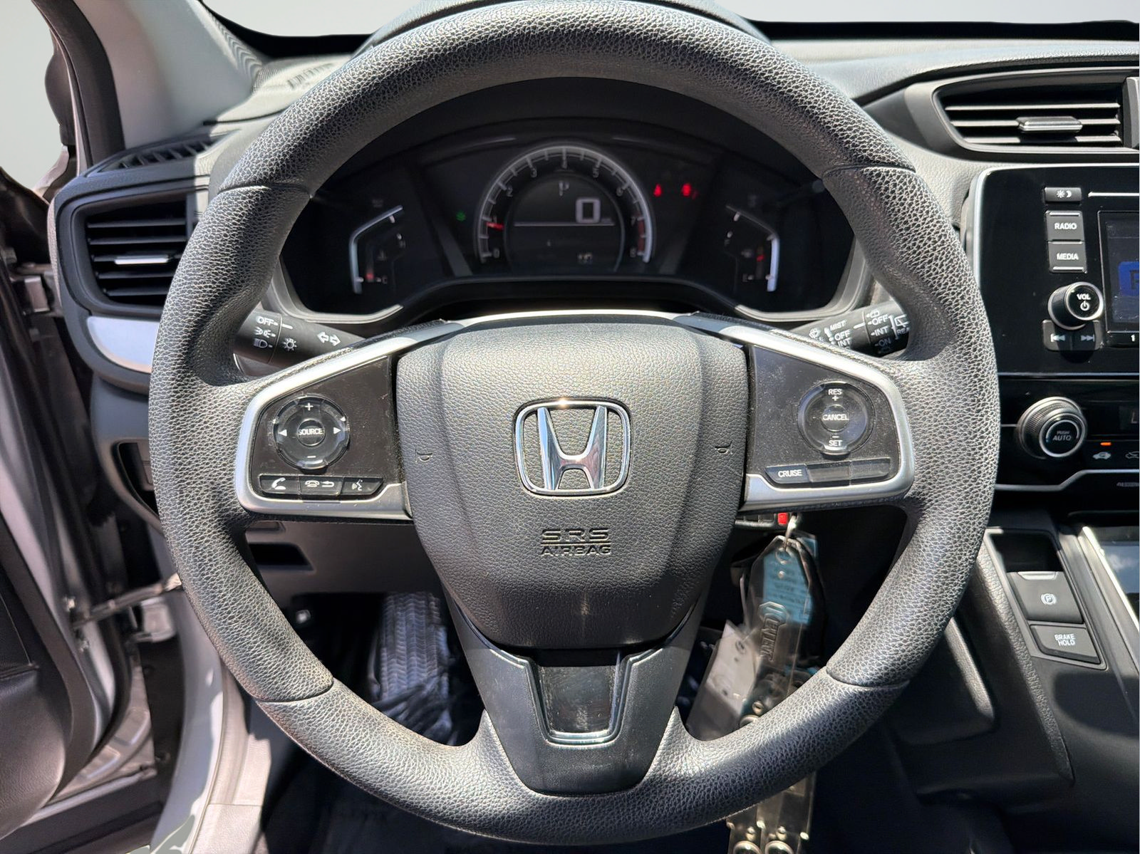 Used 2019 Honda CR-V LX image 9
