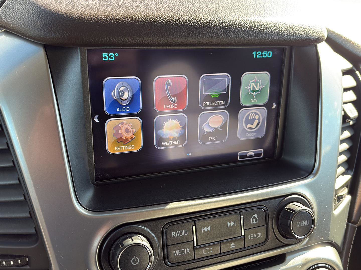 Used 2018 Chevrolet Suburban LT w/ Luxury Package image 22