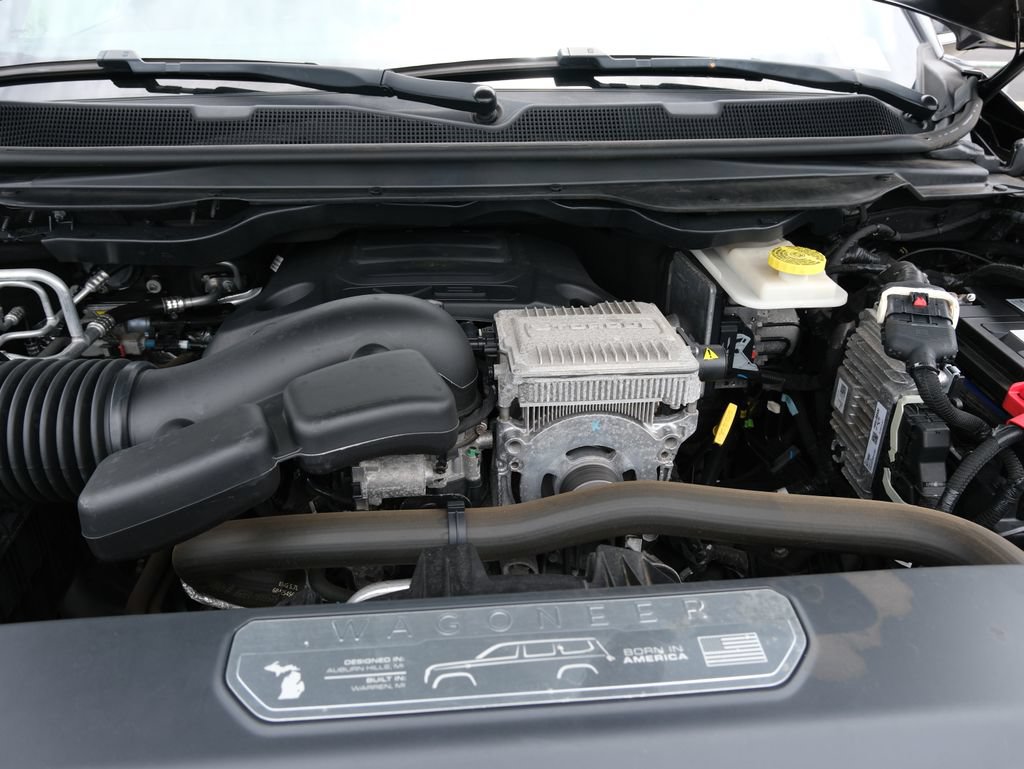 Used 2022 Jeep Wagoneer Series II AWD/4WD image 37