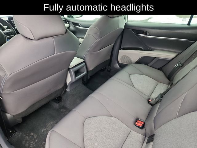 Used 2022 Toyota Camry LE image 25