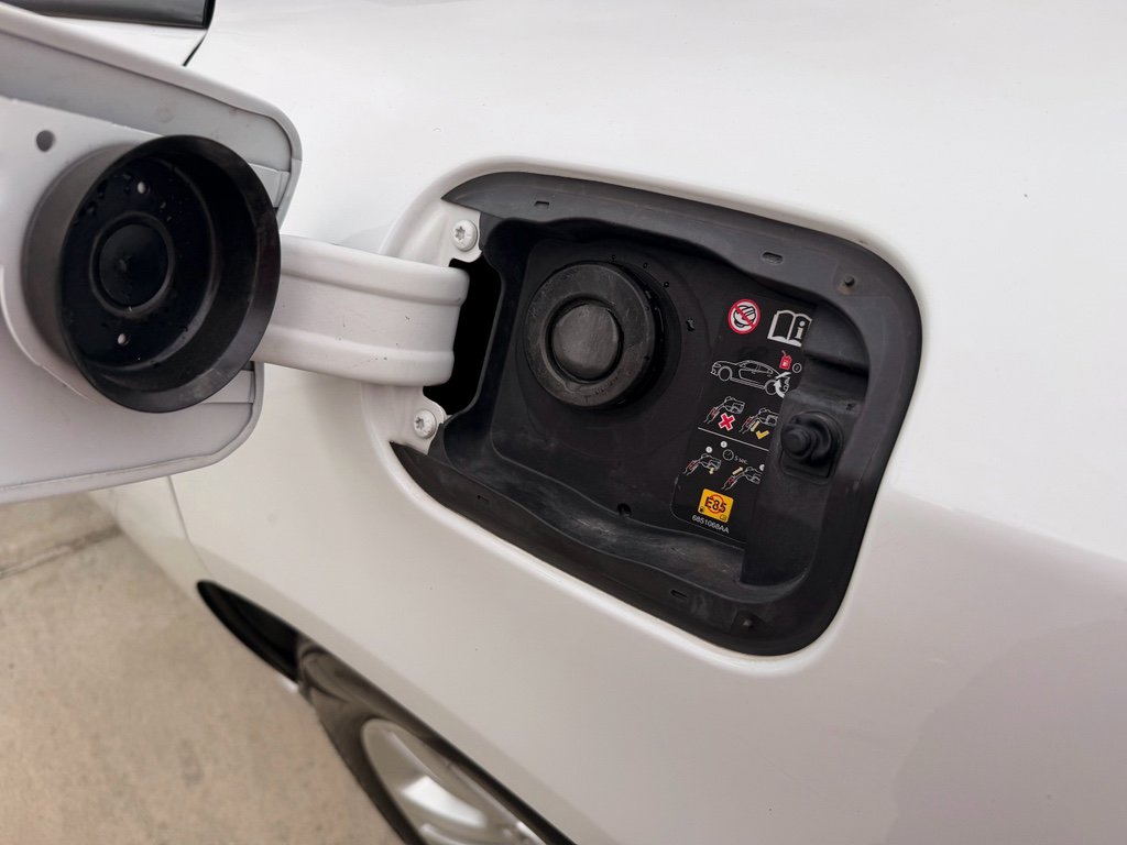 Used 2021 Dodge Charger SXT w/ Leather Interior Group image 30