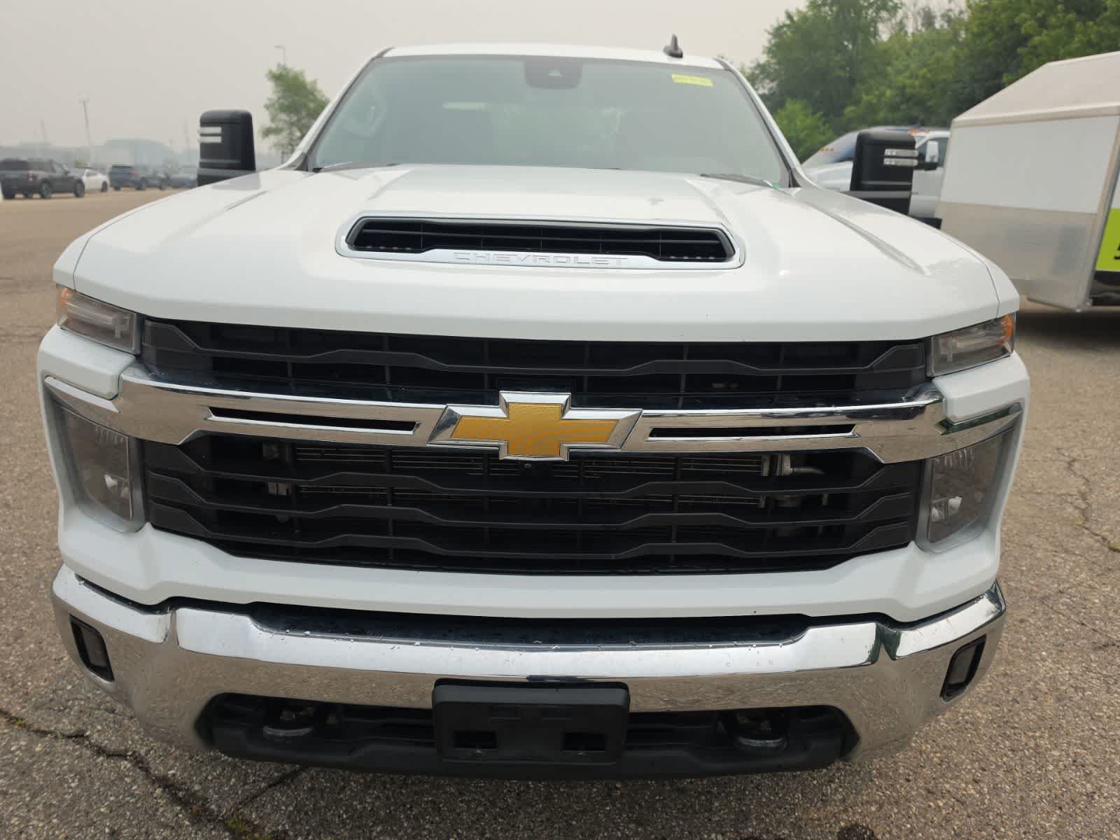 Used 2024 Chevrolet Silverado 3500 LT w/ True North Edition AWD/4WD image 3