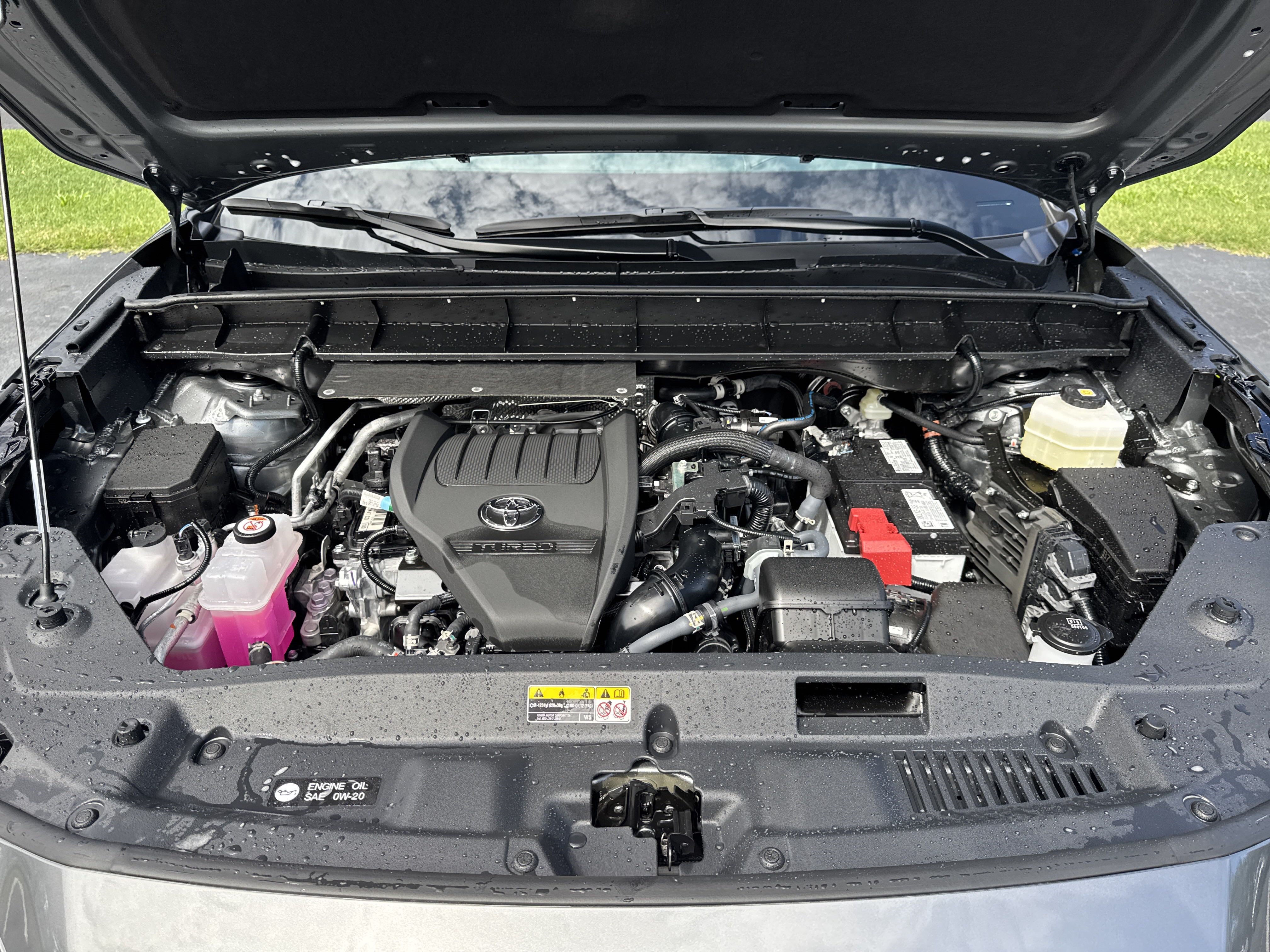 New 2025 Toyota Highlander Platinum AWD/4WD image 43