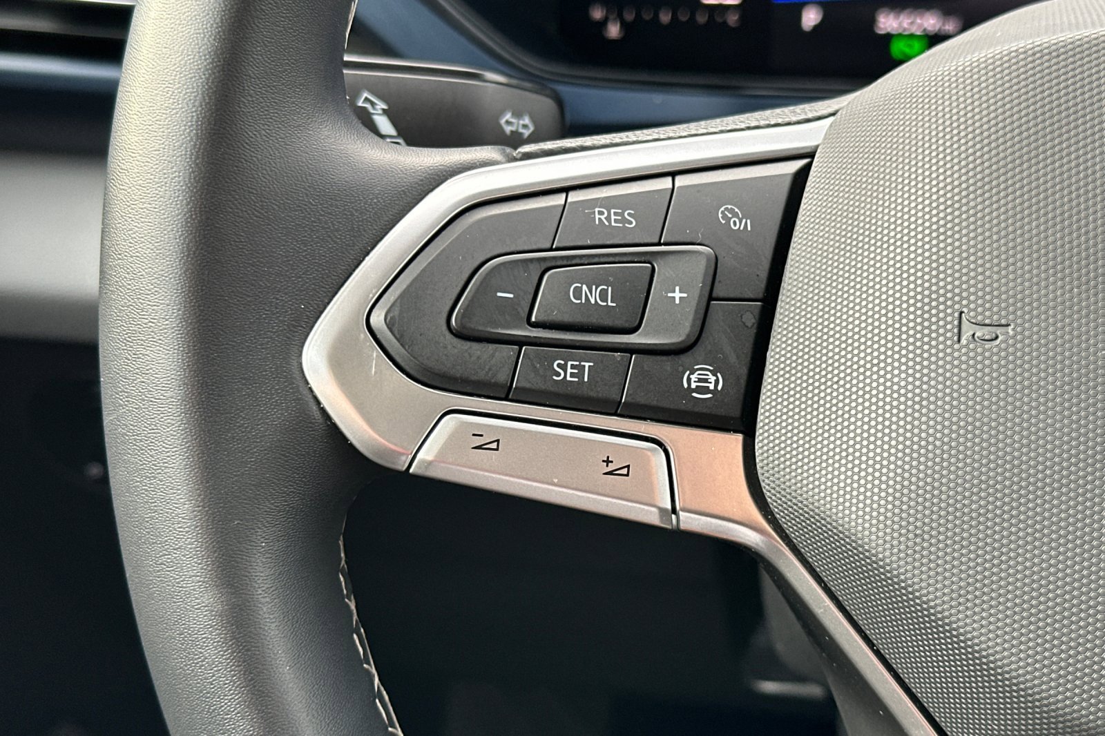 Used 2022 Volkswagen Taos SE image 26