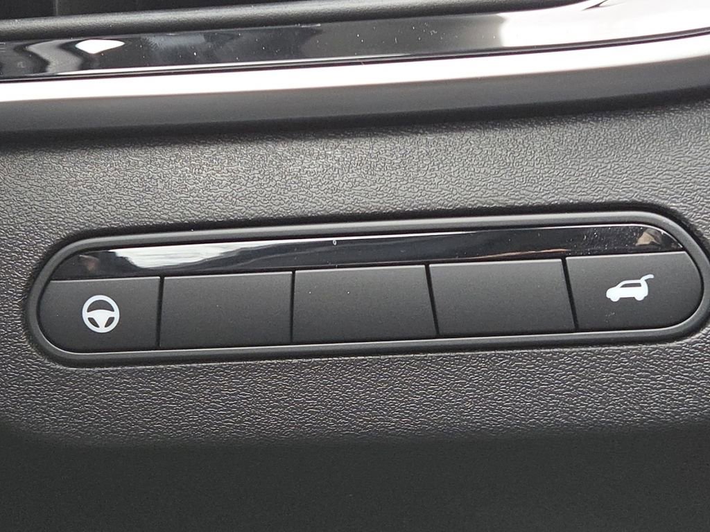 New 2026 INFINITI QX60 Luxe image 16