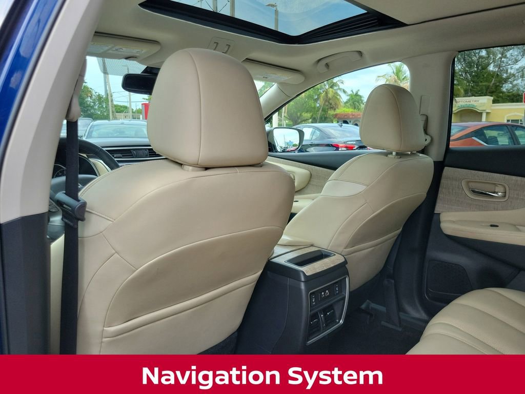 Certified 2022 Nissan Murano SL w/ SL Moonroof Package FWD image 12