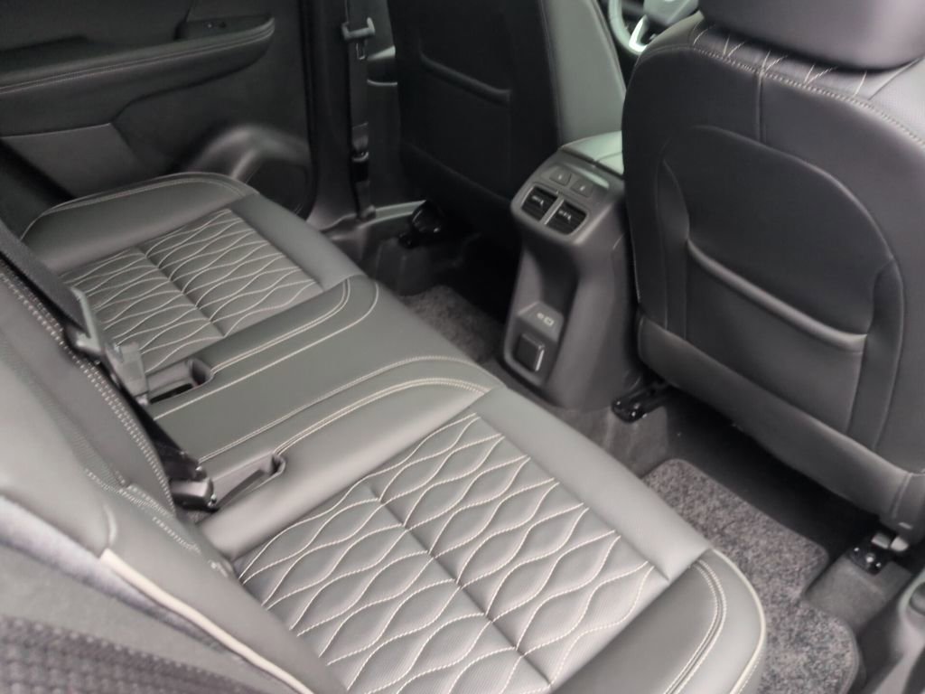 Used 2022 Buick Envision Avenir w/ Safety Package image 35