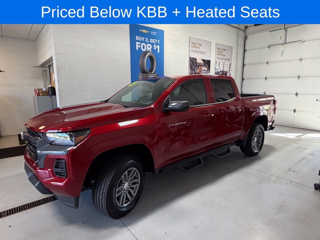 Used 2025 Chevrolet Colorado LT AWD/4WD image 4
