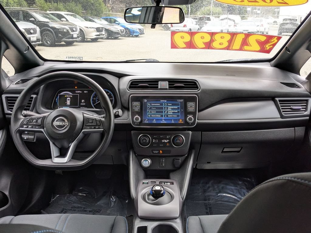 Used 2025 Nissan Leaf S FWD image 23