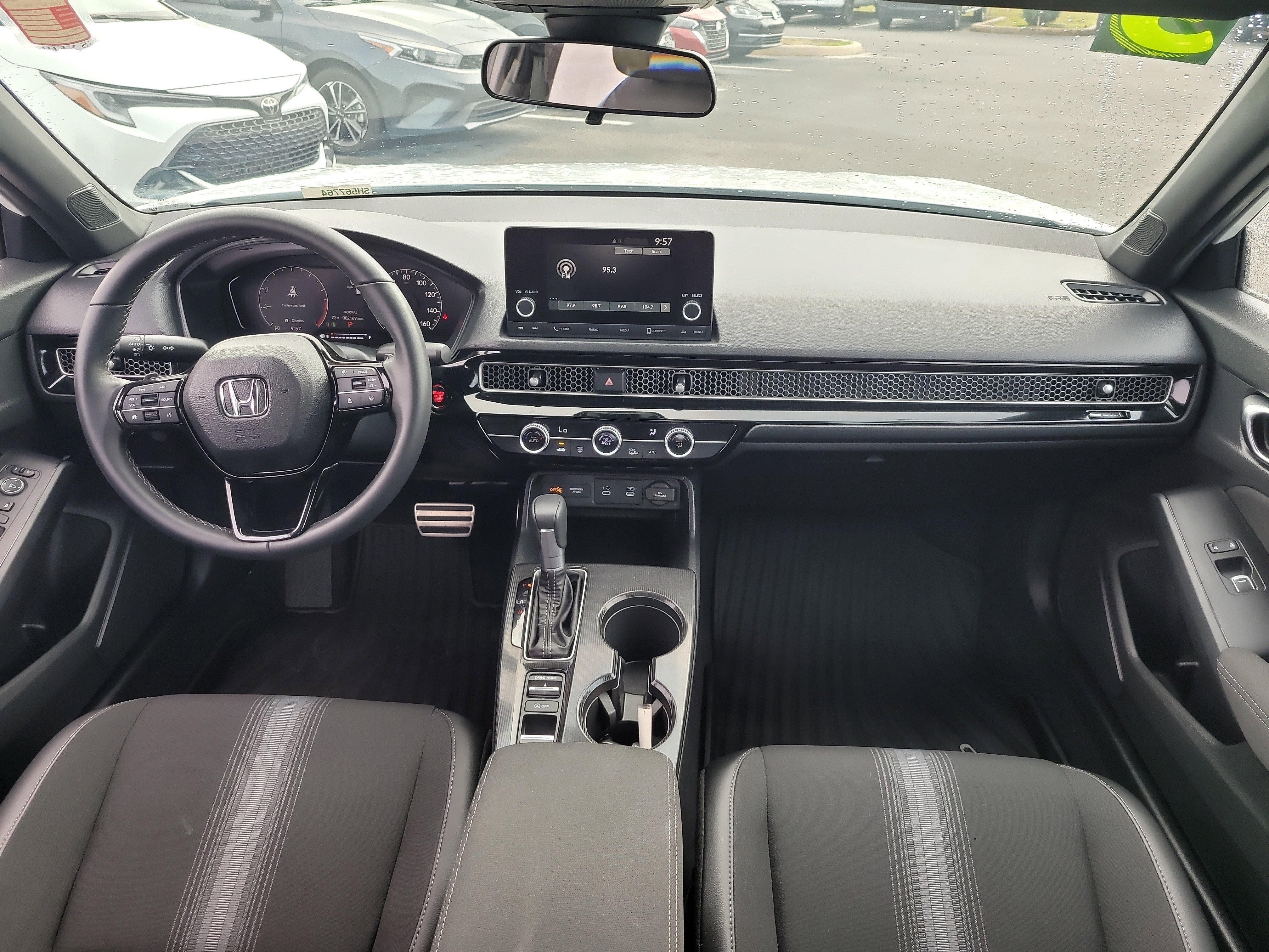 Used 2025 Honda Civic Sport image 13