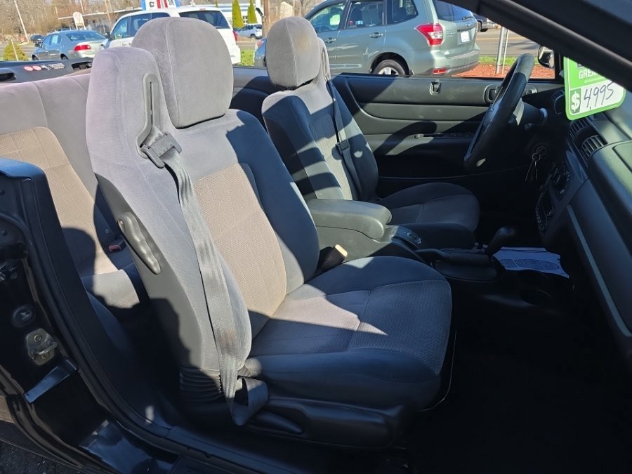 Used 2006 Chrysler Sebring Convertible image 8