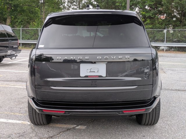 Used 2024 Land Rover Range Rover SE AWD/4WD image 7