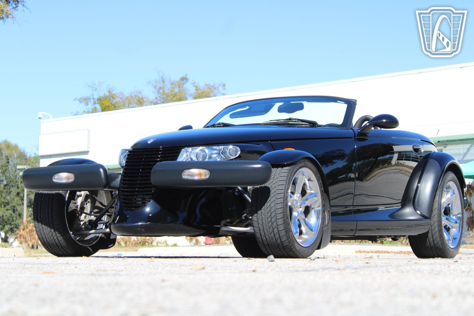 Used 2000 Plymouth Prowler RWD image 2